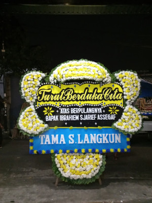 Papan Bunga Duka di Nisam